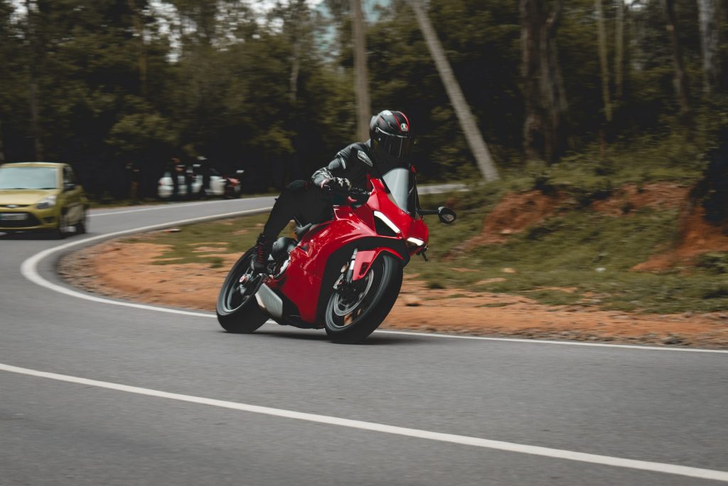 Dicas para viajar de moto