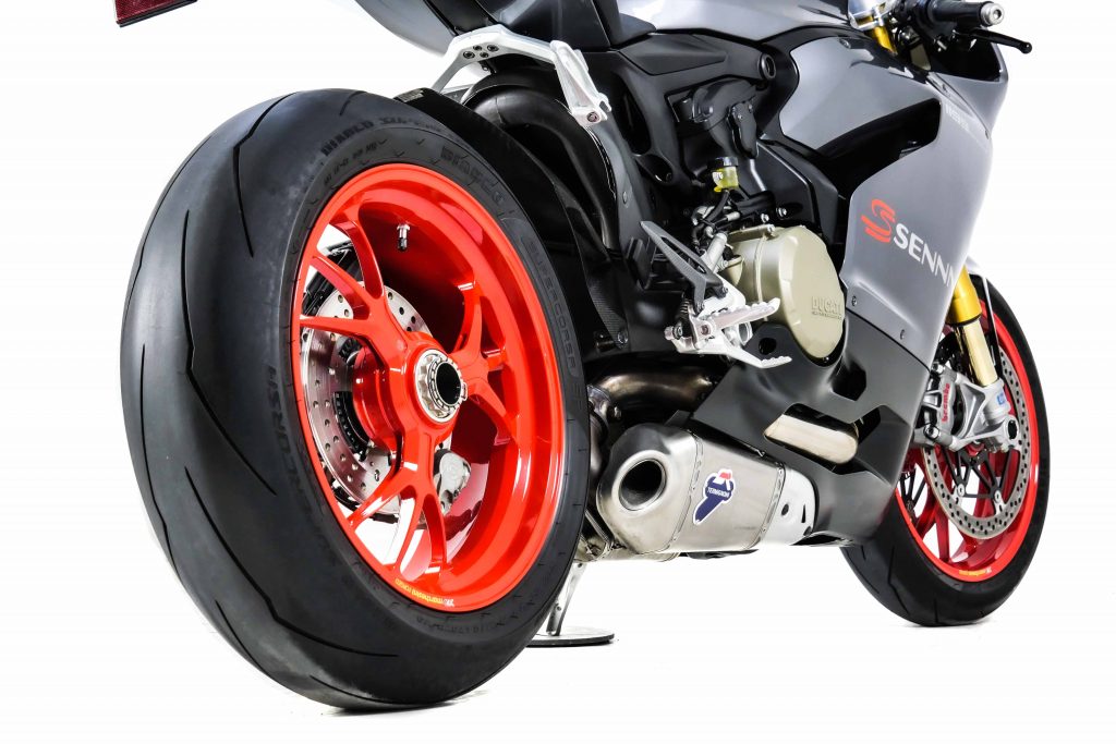 Ducati Senna-21