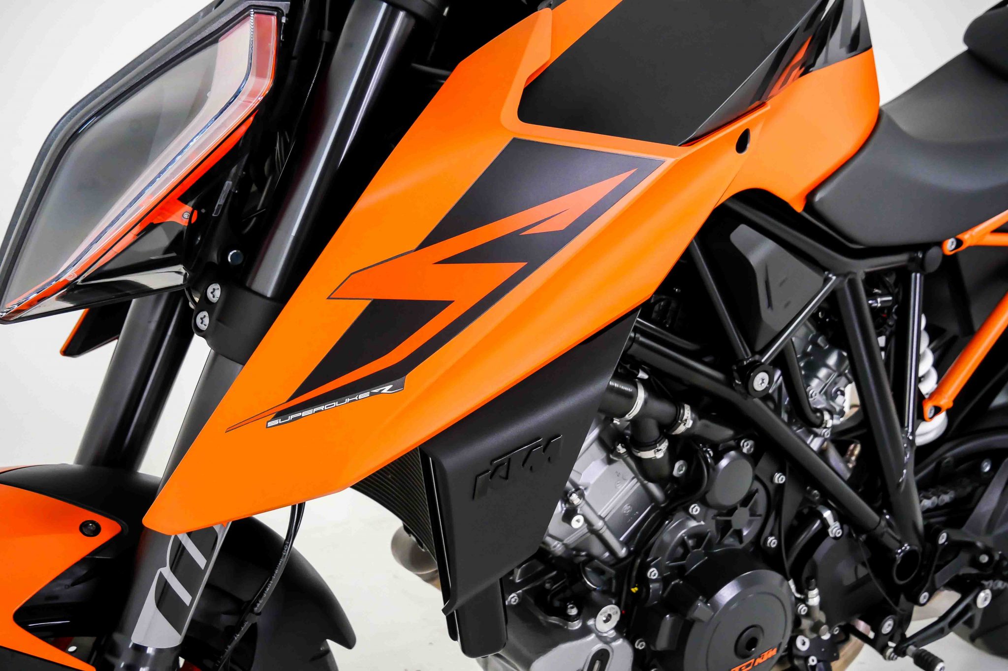 KTM Super Duke 1290 R painel