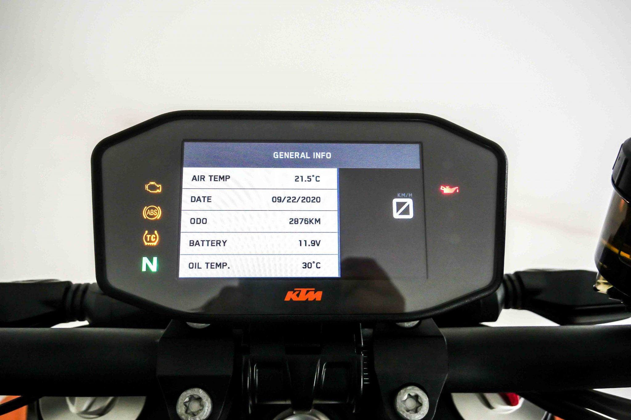 KTM Super Duke 1290 R painel