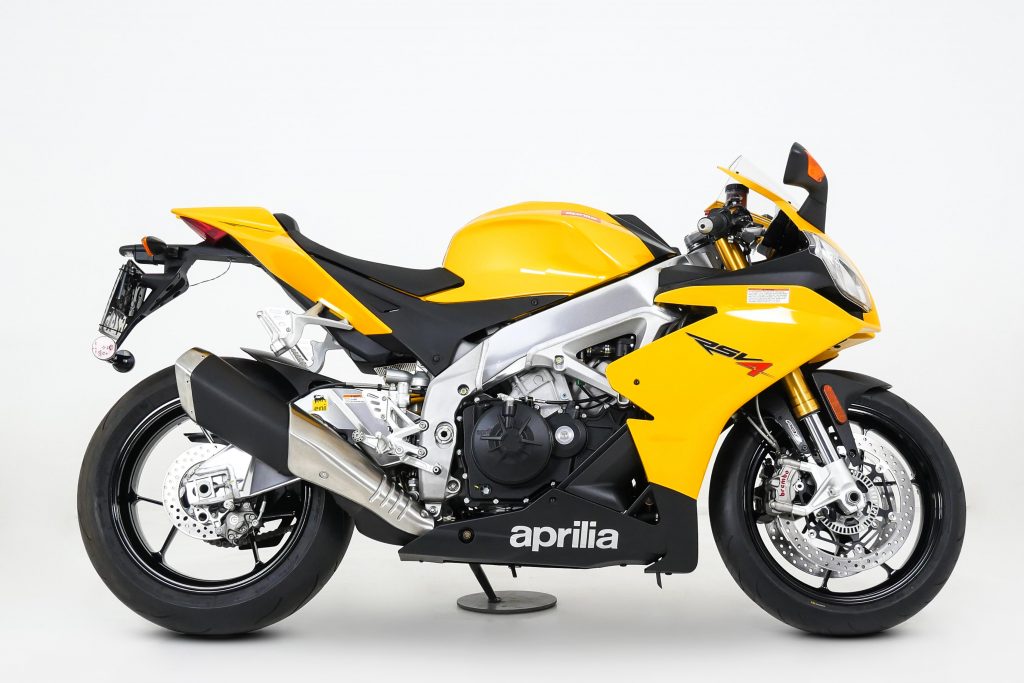 Aprilia RSV4 R APRC
