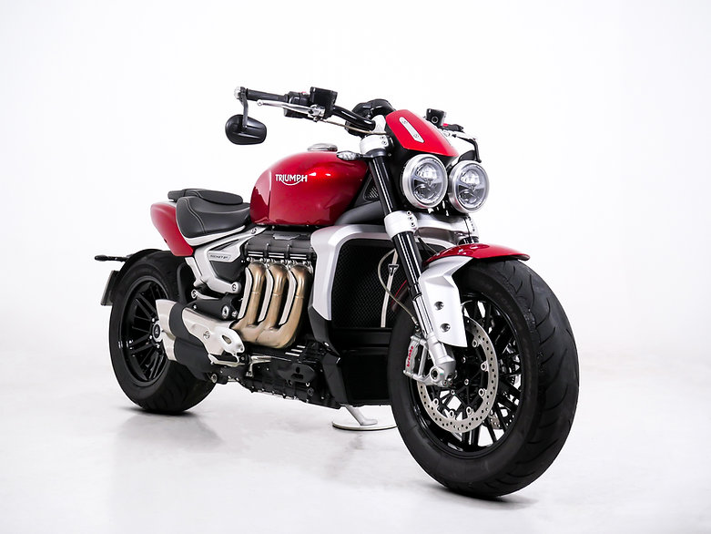 Triumph Rocket 3 R 2021 Frente