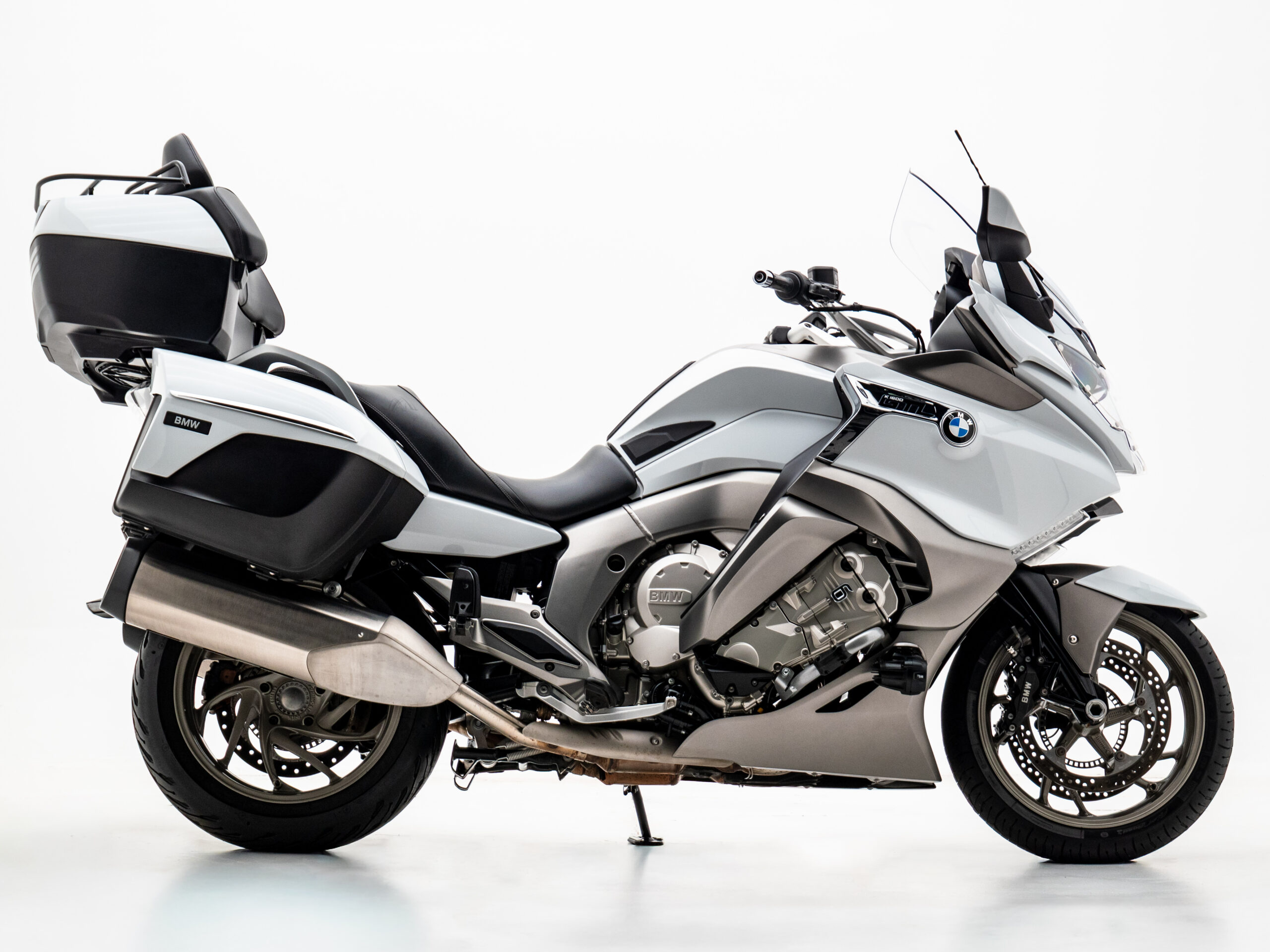 Vista lateral da BMW K 1600 GTL 2018